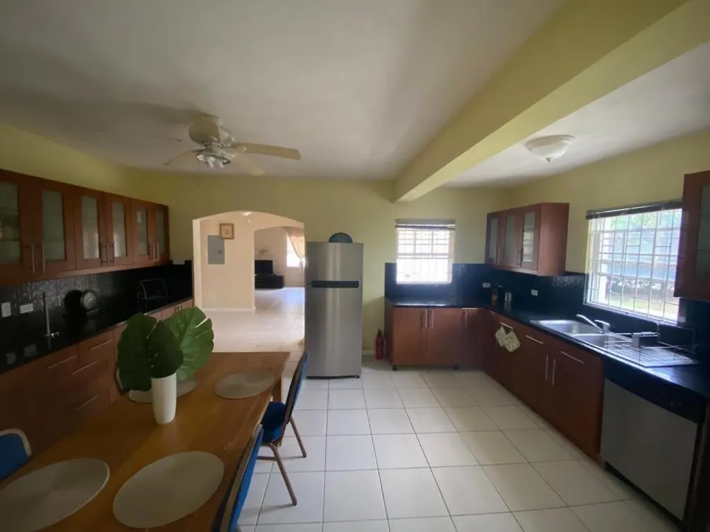 Mango Tree House Villa Christ Church 0*,  Barbados