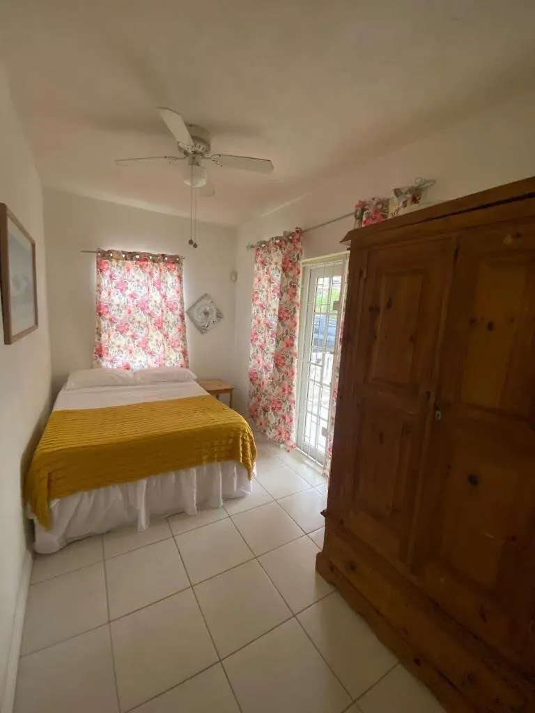Mango Tree House Villa Christ Church Holiday home